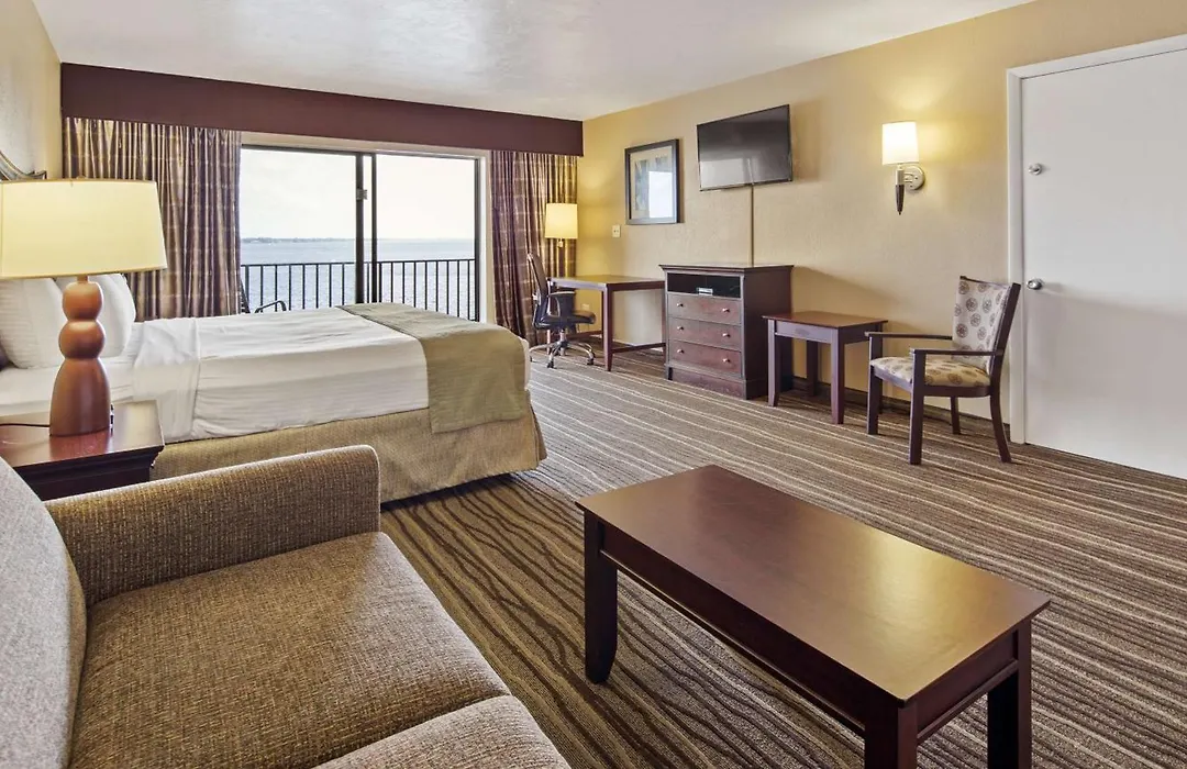 Best Western Fort Myers Waterfront-1