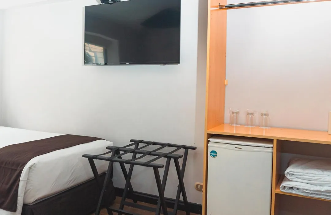 Hotel Ferre Miraflores-1