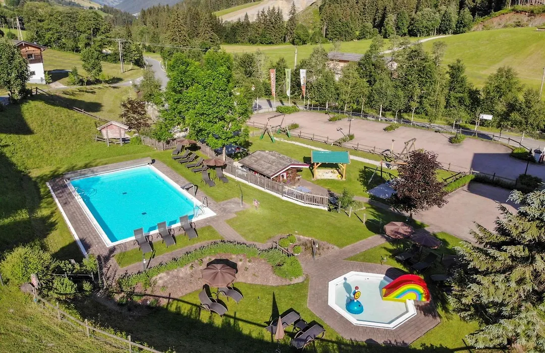 Familienhotel Lengauer Hof-1