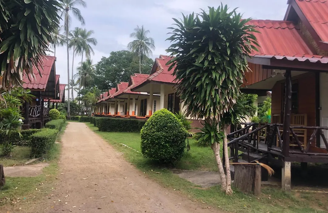 มูนวอล์ค ลันตา รีสอร์ท-1