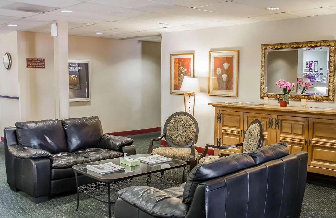 Quality Inn & Suites Longview Kelso-1