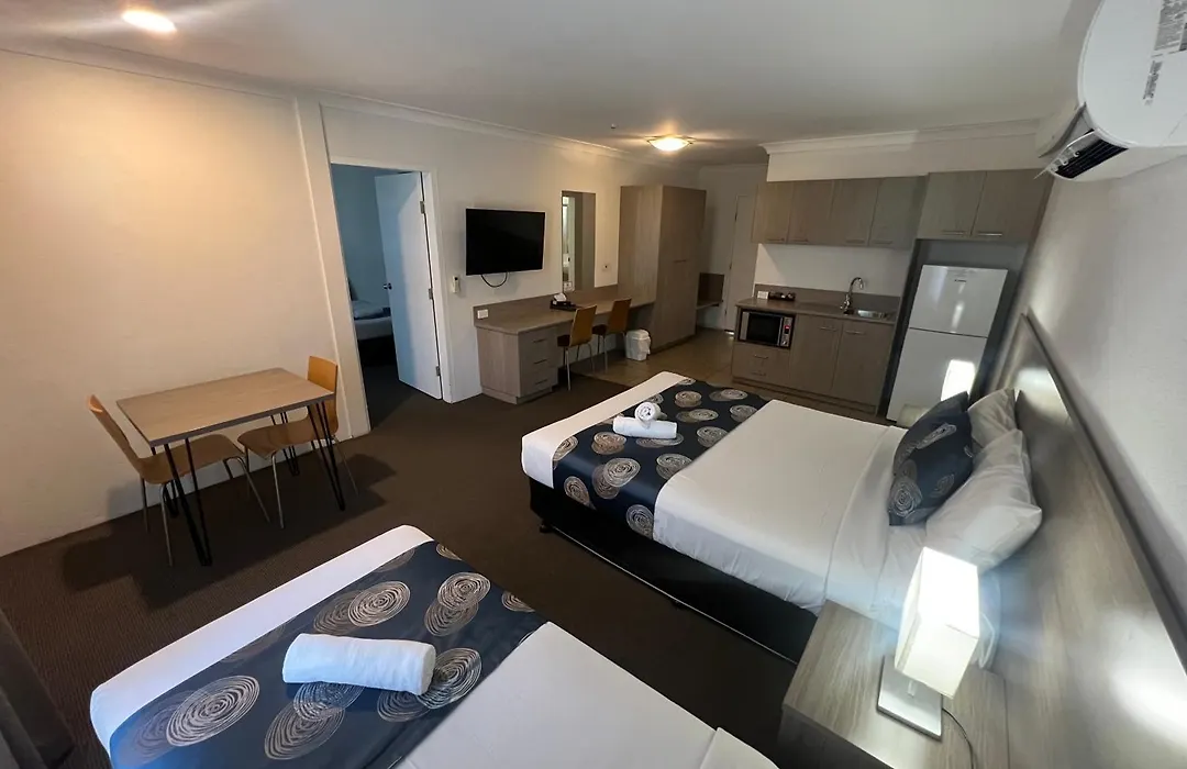 Adelong Motel-1