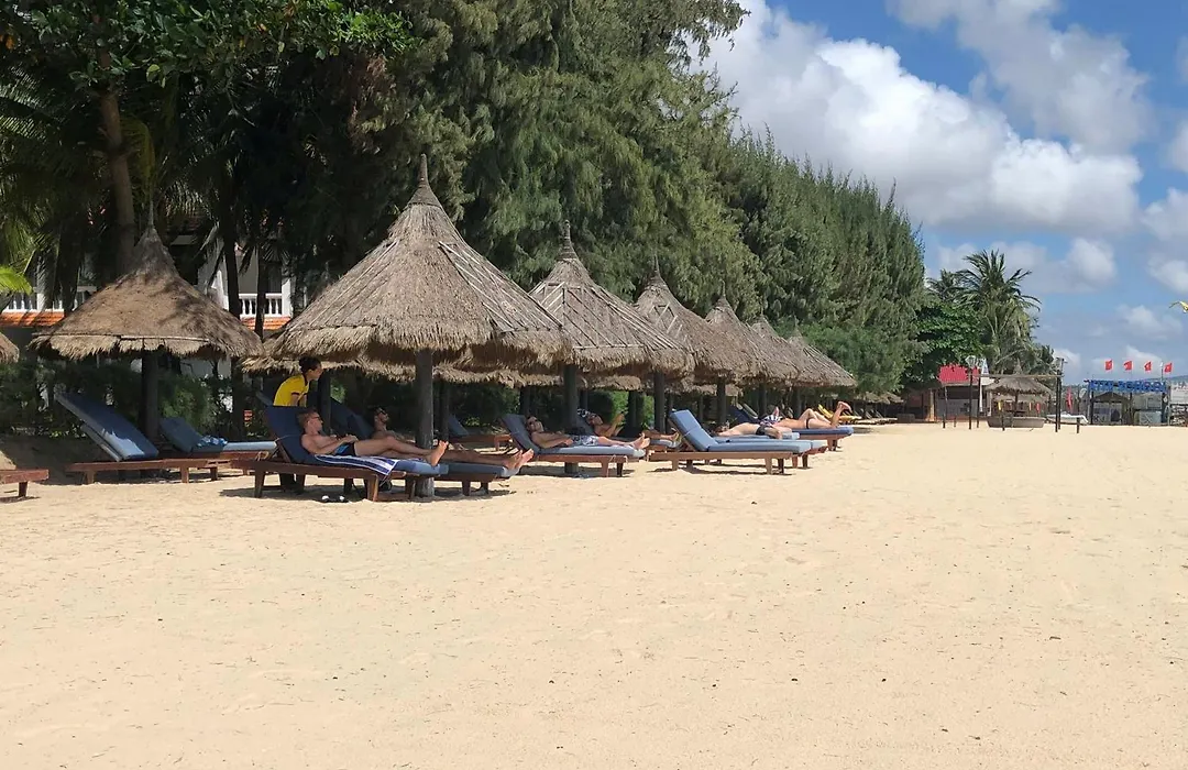 Four Oceans Beach Resort - Bon Bien Mui Ne-1