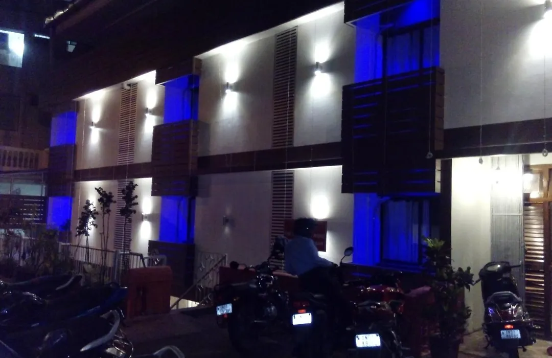 Hotel Abhishekh-1