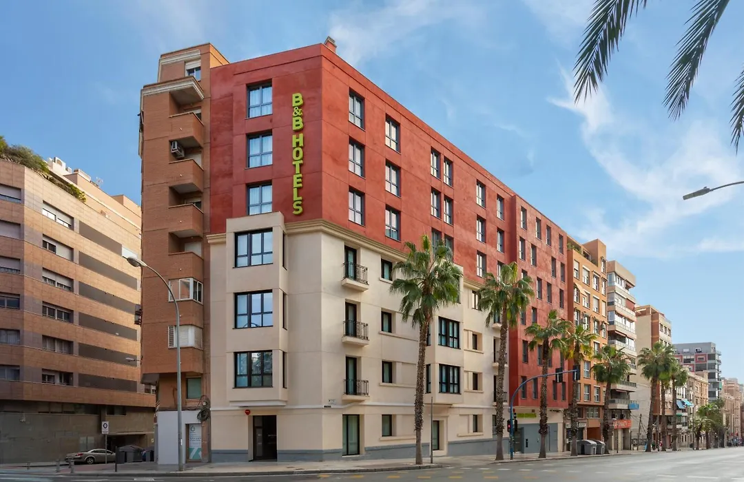B&B HOTEL Alicante Centro-1