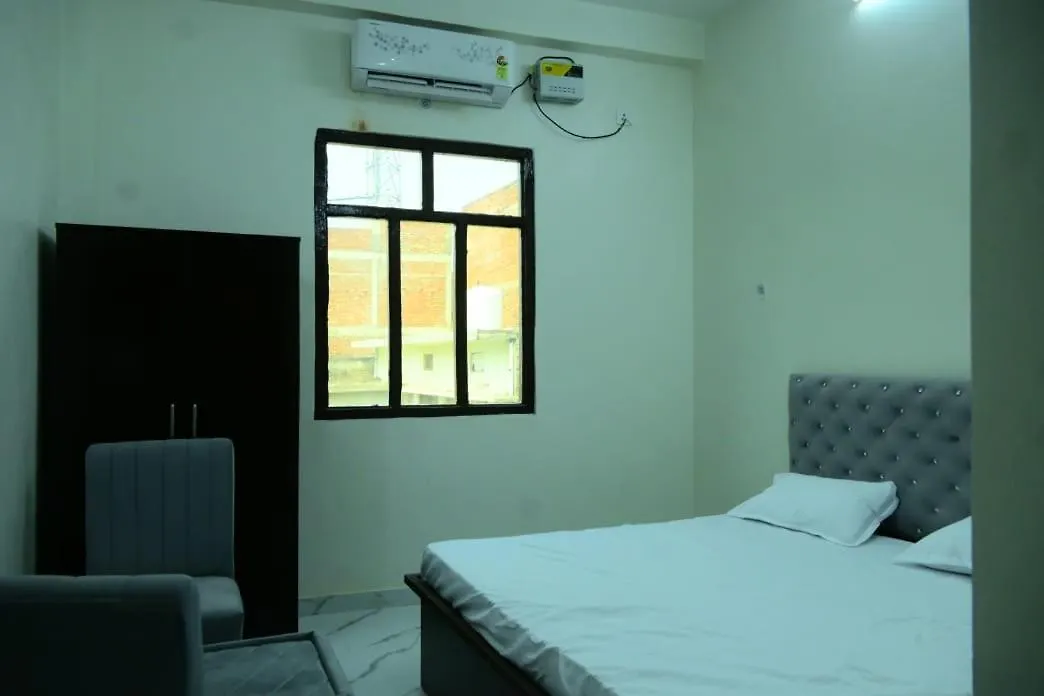 Asha Palace Guest House-1