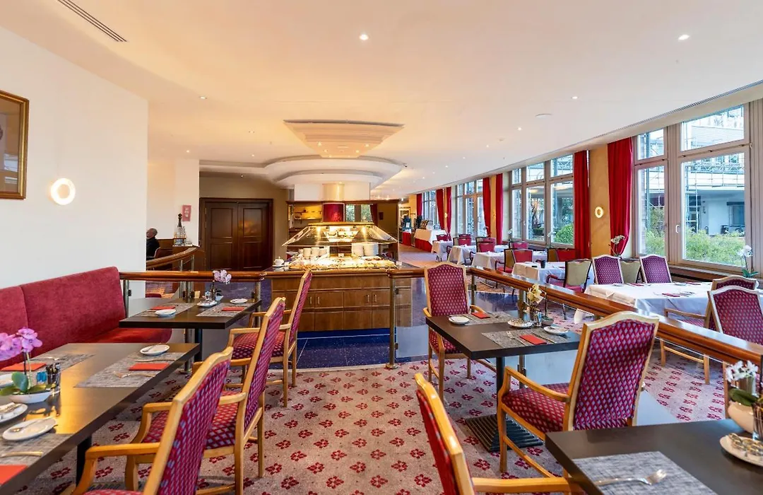 Plaza Premium Schwerin-1