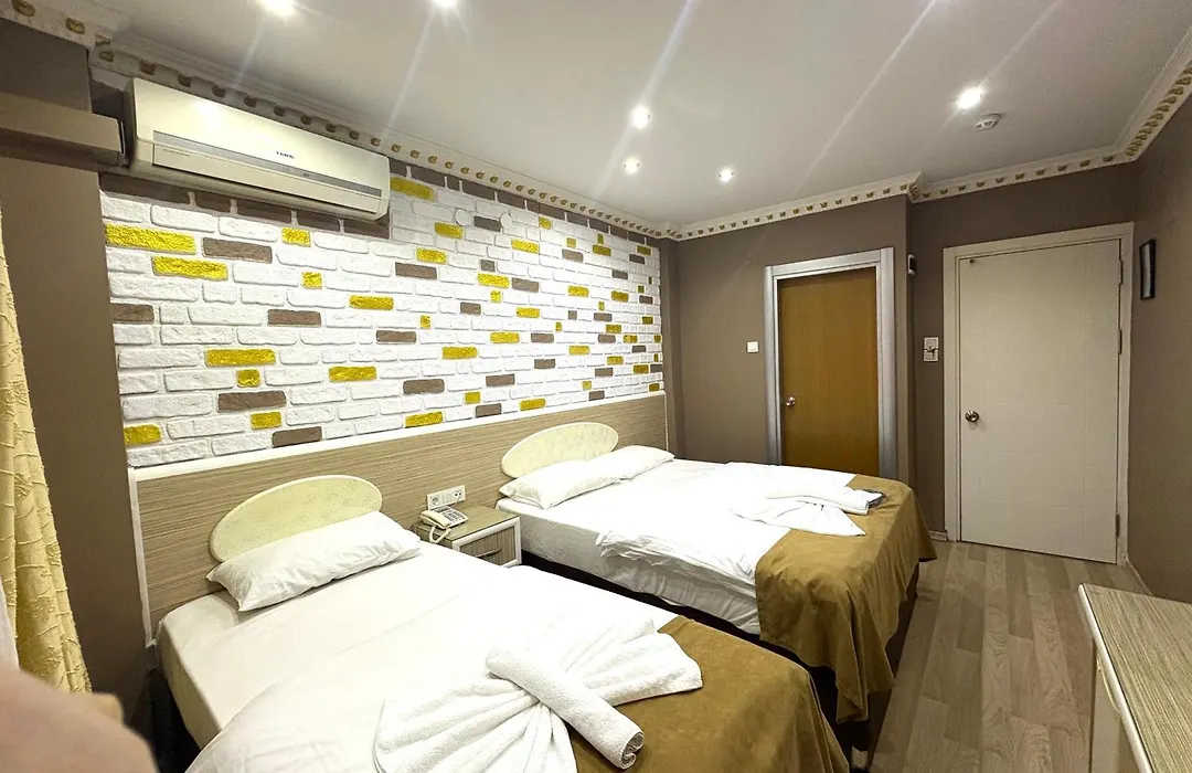 Grand Oral Hotel-1