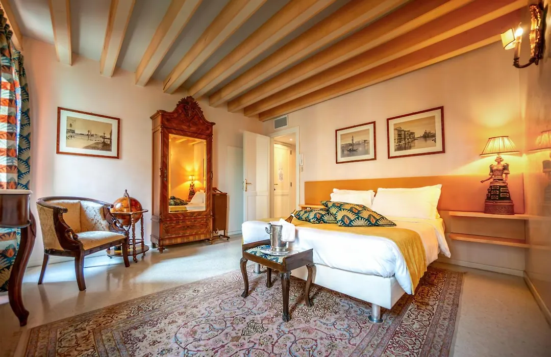 Palazzo San Luca-1