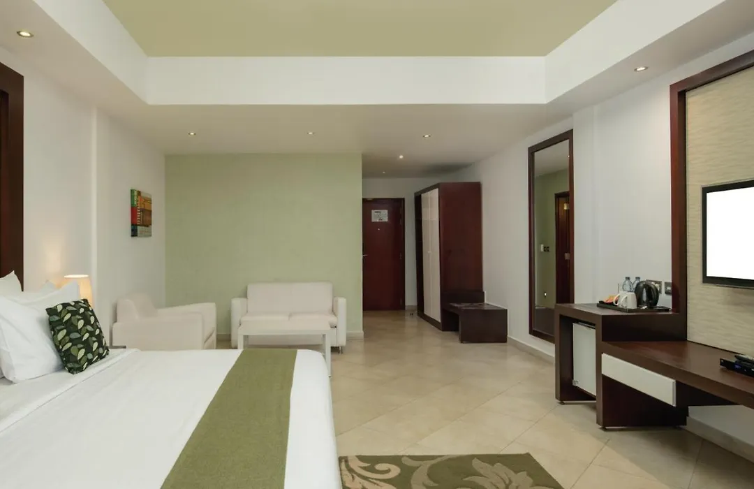 Peninsula Hotel Dar Es Salaam-1