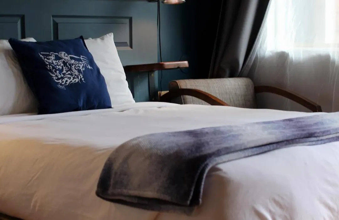 Salt Hotel & Pub-1