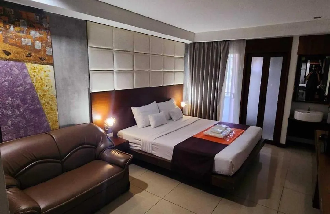 Collection O The Bangkok Cha Cha Suite-1