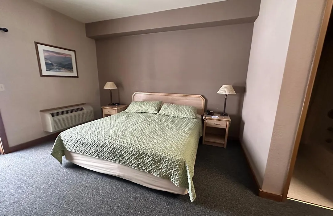Timber Lodge Inn-1