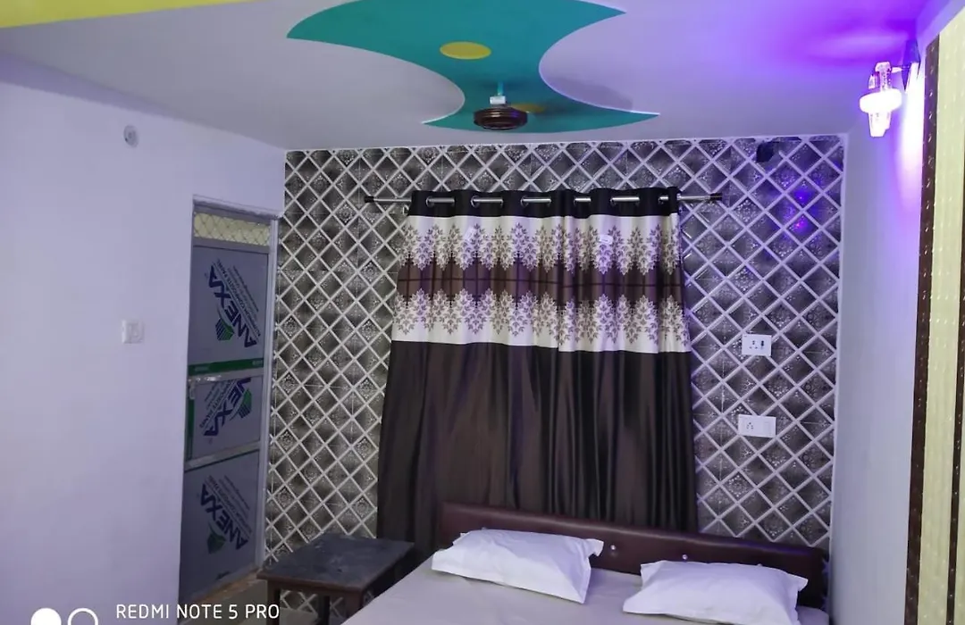 New Hotel Yatri Niwas-1