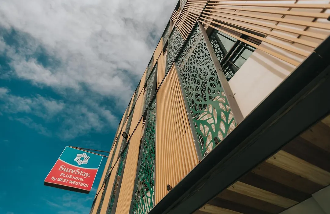 Surestay Plus Hotel By Best Western Ac Luxe Angeles City-1