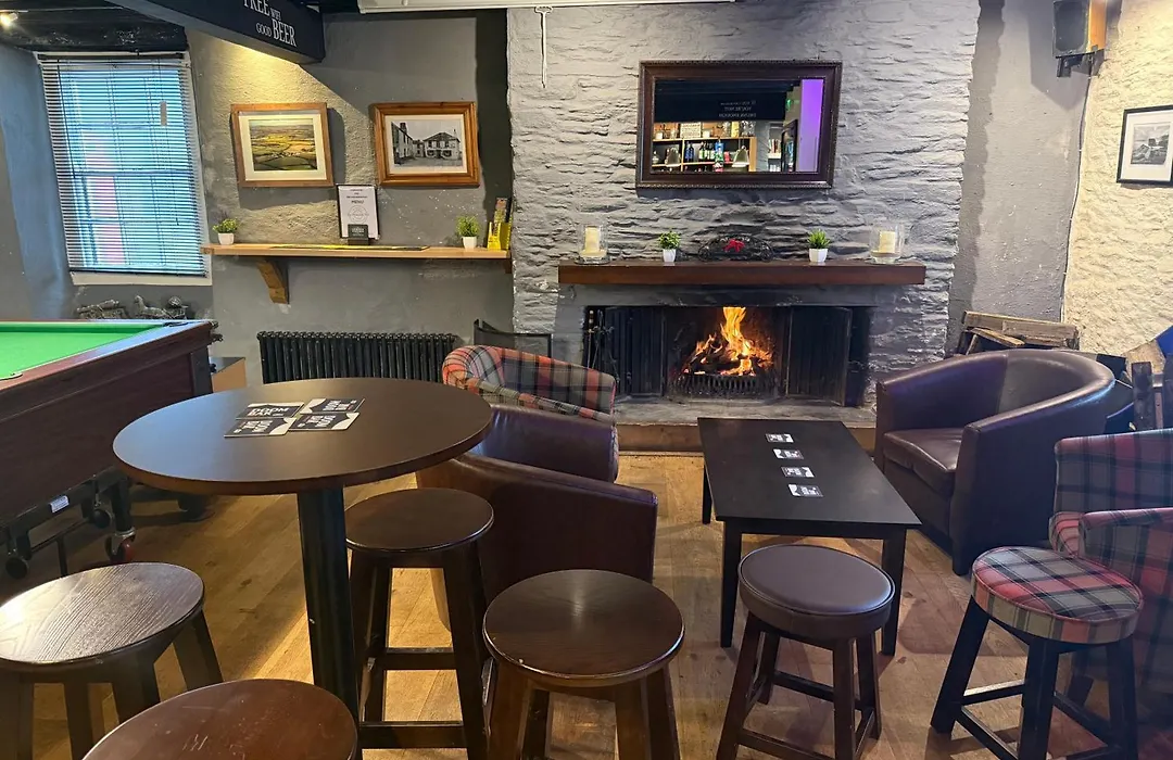 The Pickwick Inn-1