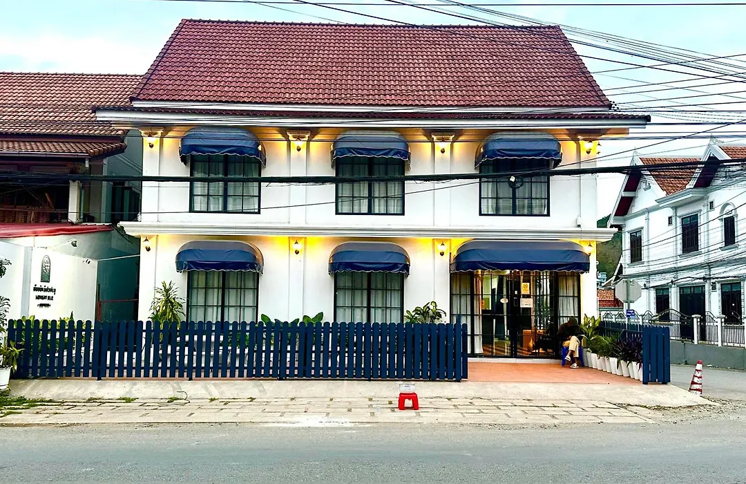 Midnight Blue Guesthouse-1