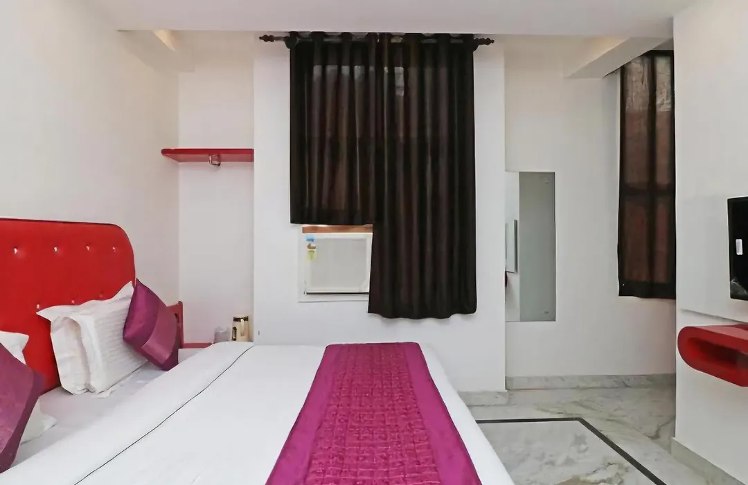Hotel Leo Continental-1