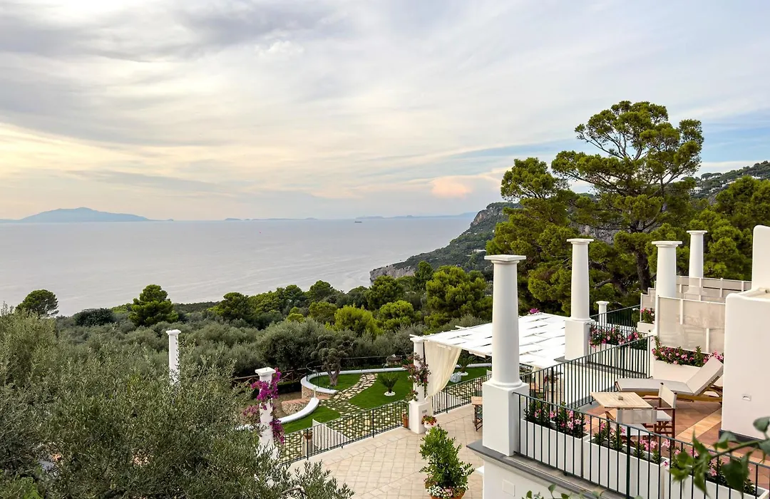 Amira Resort-1