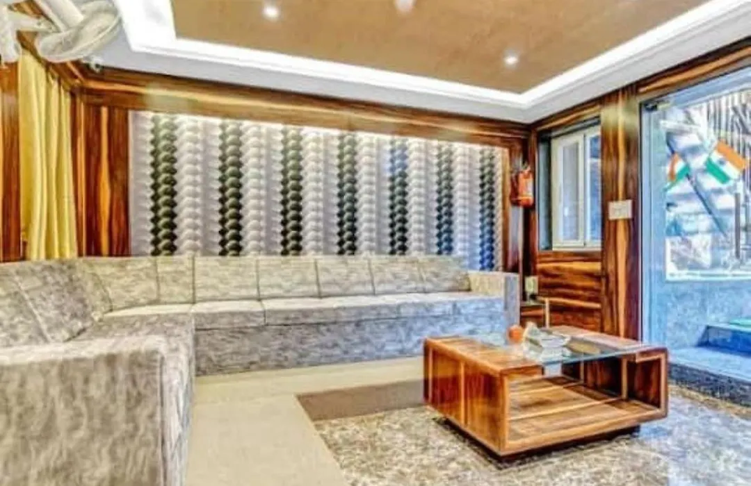 The Hotel Chandragupta-1