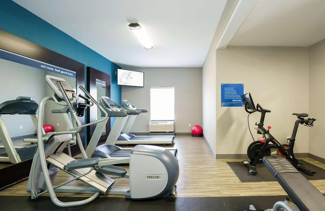 Hampton Inn Garden City-1