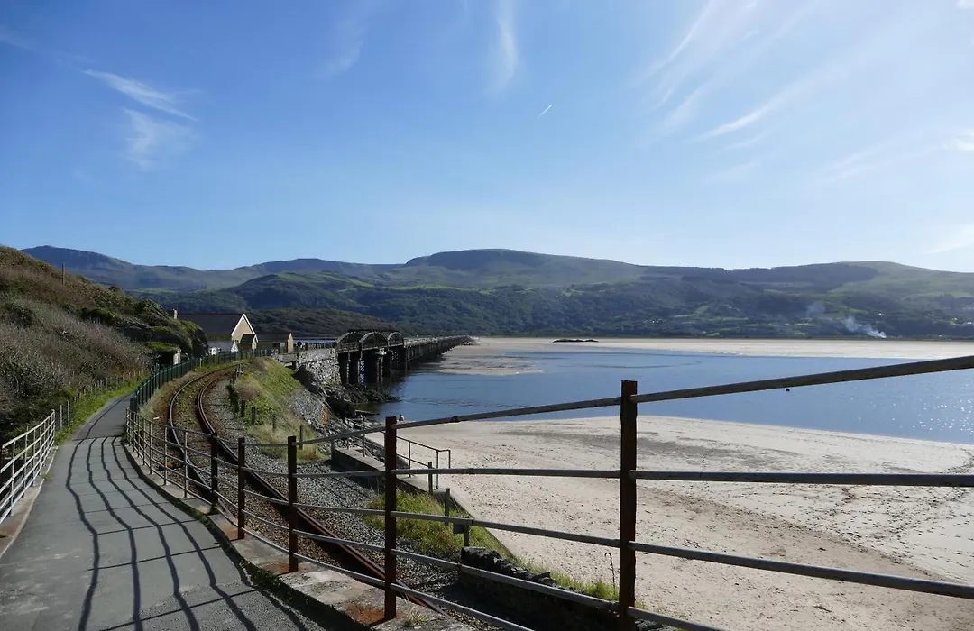 Bae Abermaw Hotel-1