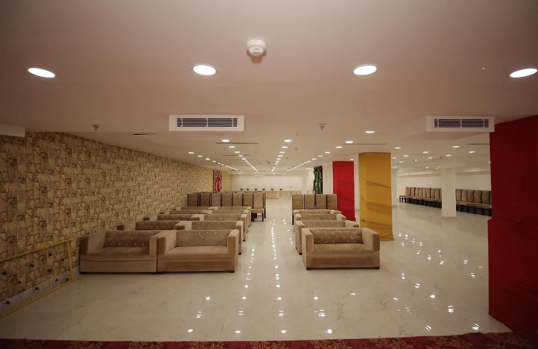 Hotel The Anvi Residency Sector 122-1