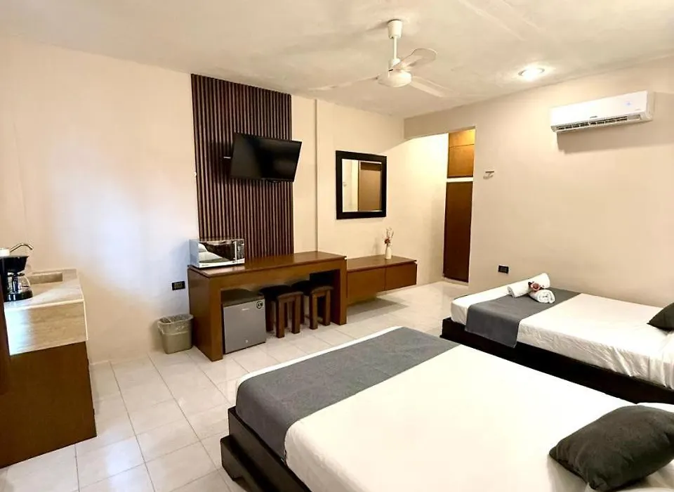 Hotel Baroni-1