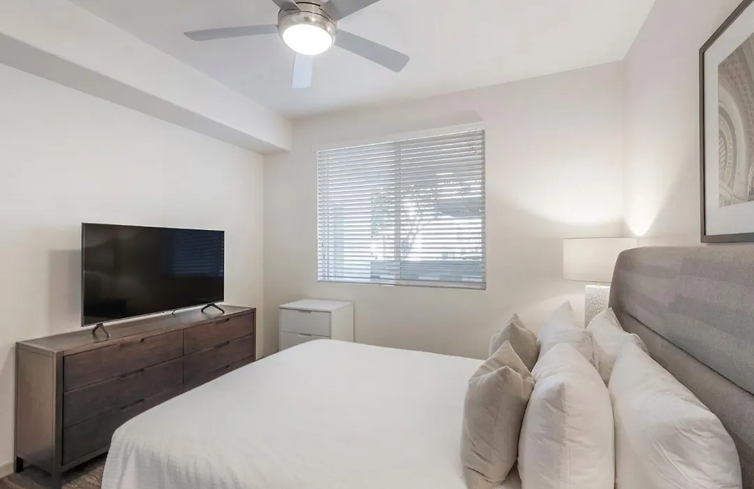 Arrowhead Ranch Glendale Apartments By Barsala-1