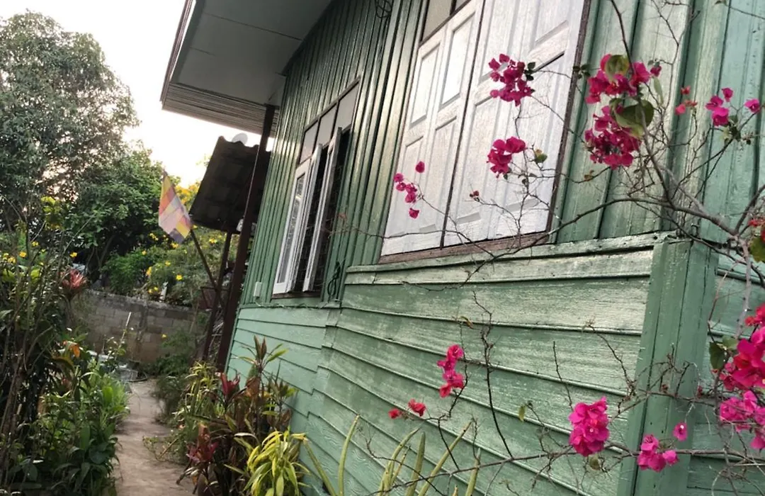 Baan Bua Guest House-1