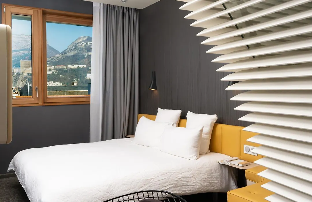 Okko Hotels Grenoble Centre-1