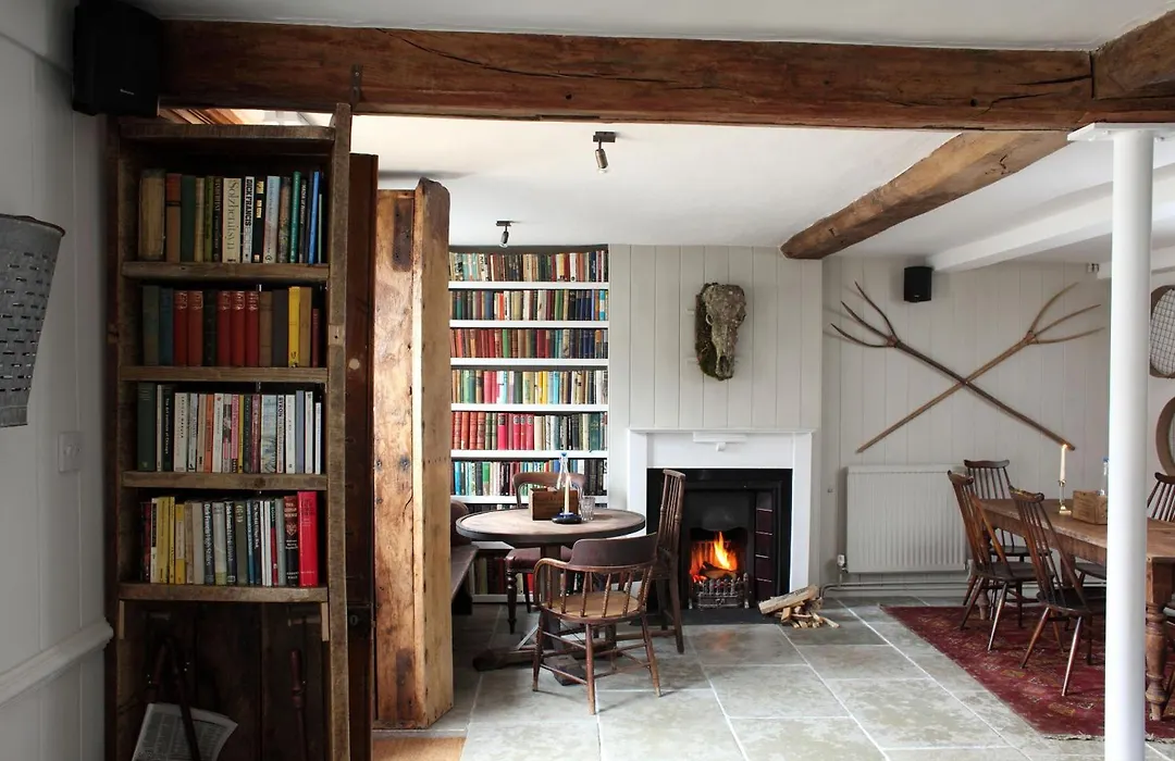 The Black Lion Hotel-1