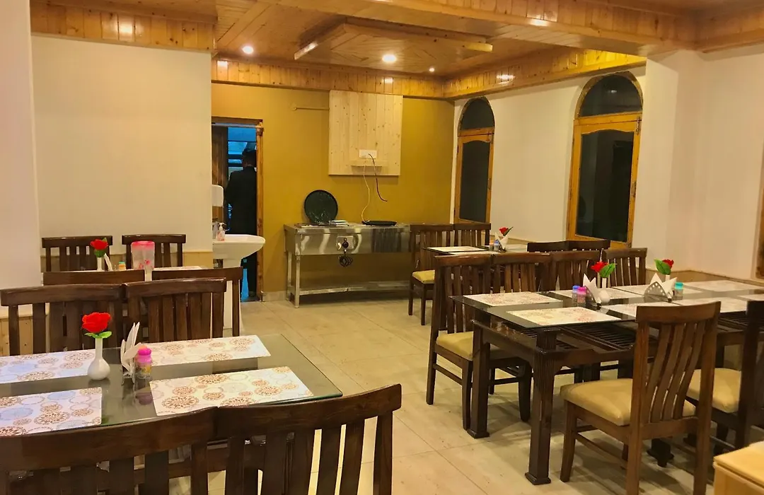 The Avenue River Side Hotel - Near Volvo Bus Stand Manali-1