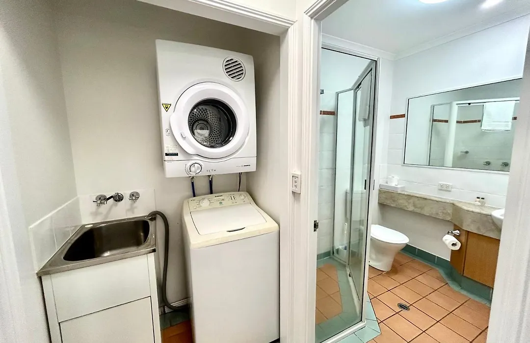 Mid City Luxury Suites-1