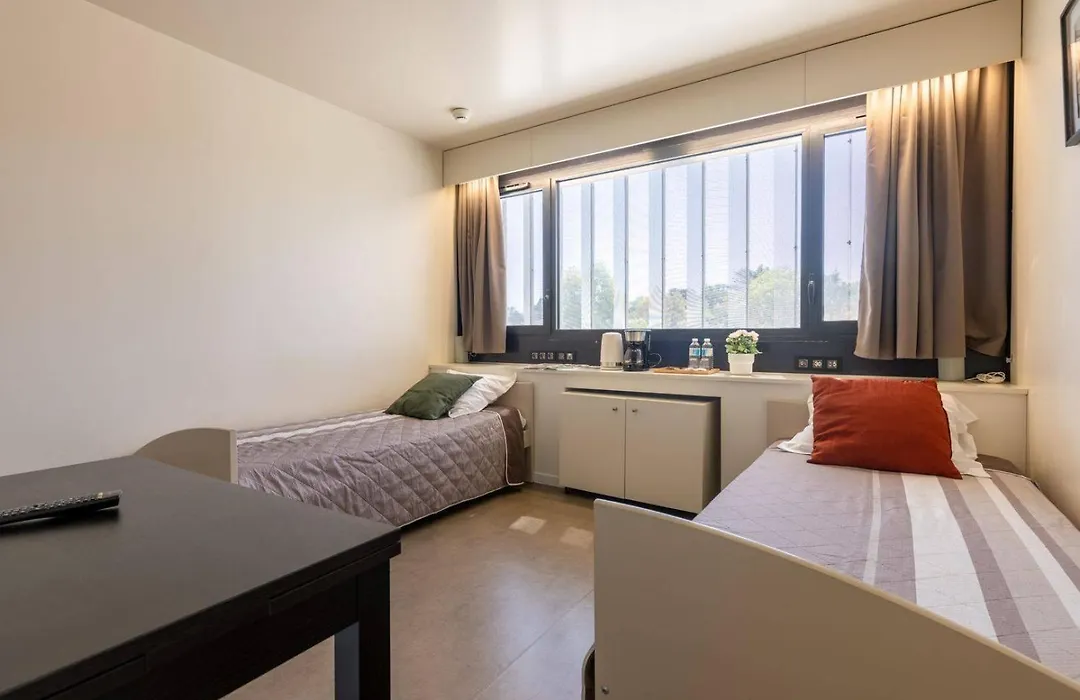 Study Hotel Bordeaux Lormont-1