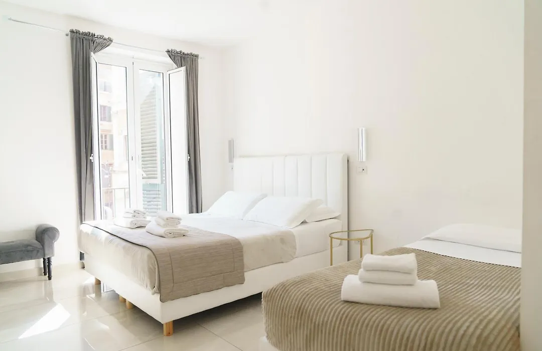 Piazza Venezia Grand Suite-1