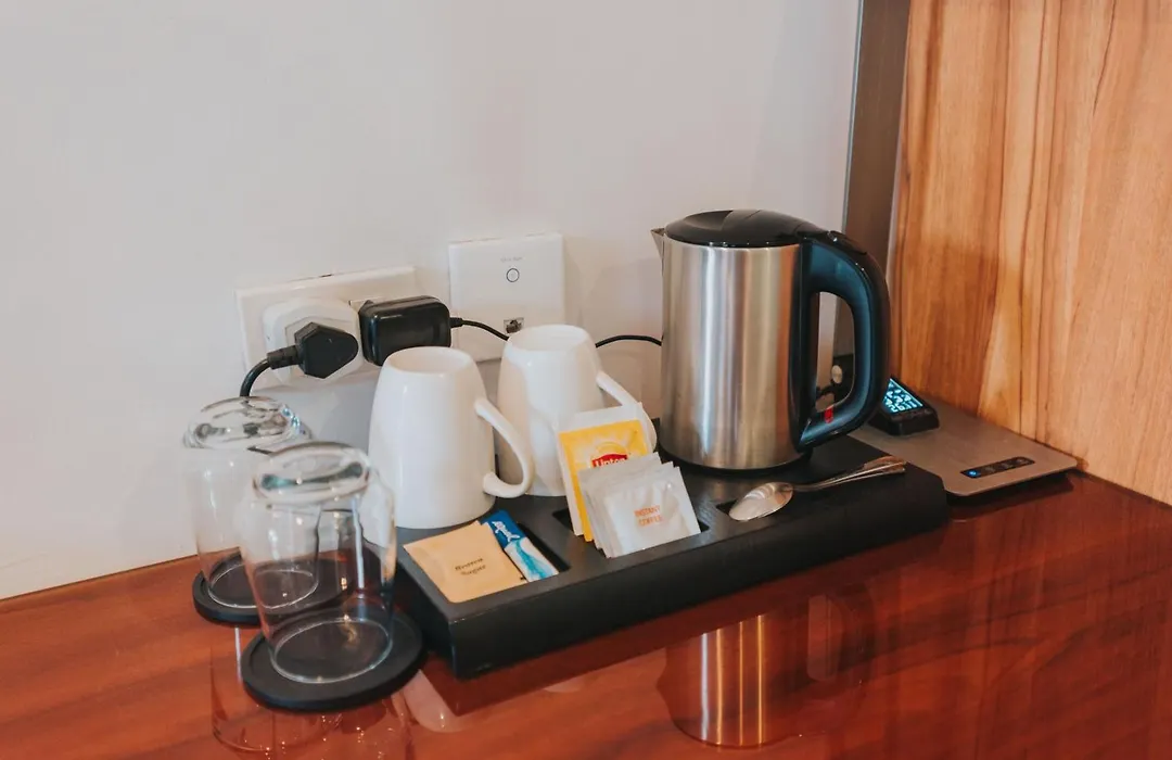 Surestay Plus Hotel By Best Western Ac Luxe Angeles City-1