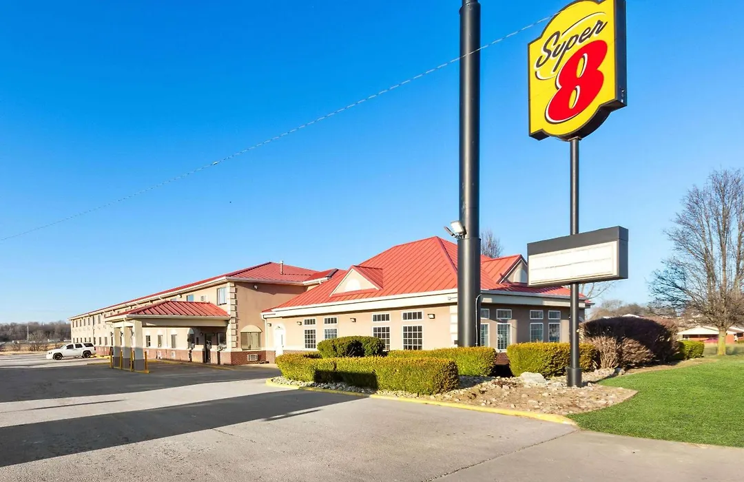 Super 8 By Wyndham Elizabethtown-1
