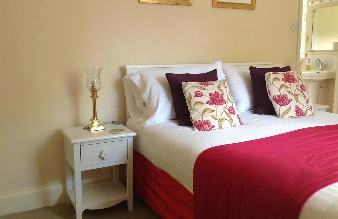 Buckley Farmhouse Bed And Breakfast-1