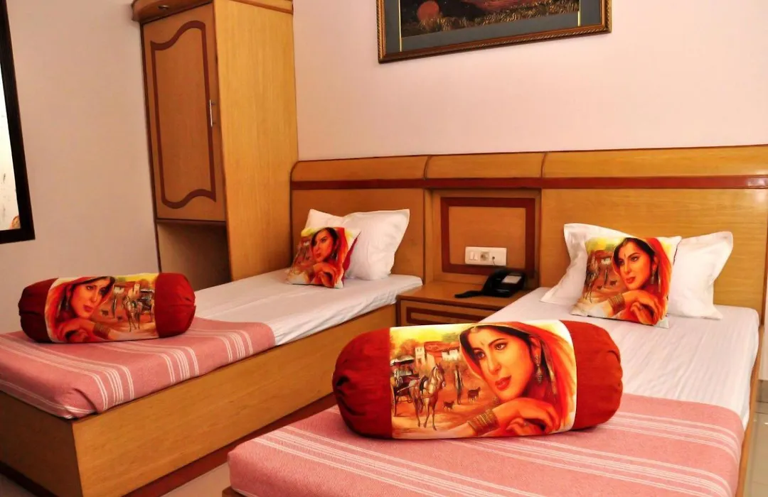 Hotel Blue Bell - Karol Bagh New Delhi-1