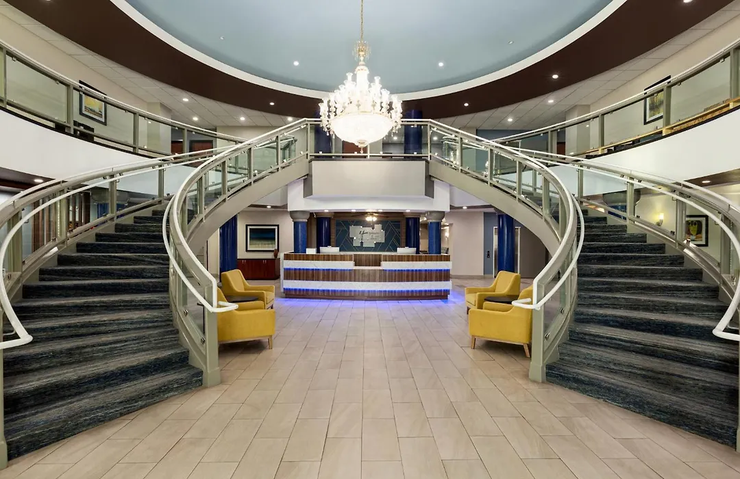 Holiday Inn Express & Suites Bakersfield Central By Ihg-1