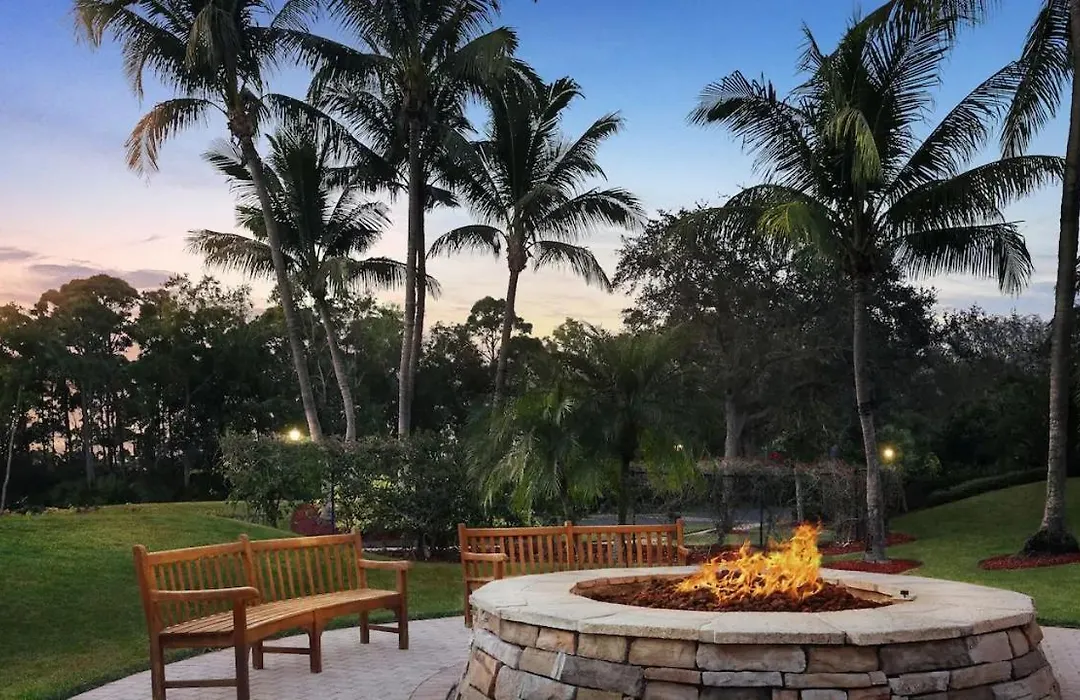 Hyatt Vacation Club Bonita Springs Studio-1
