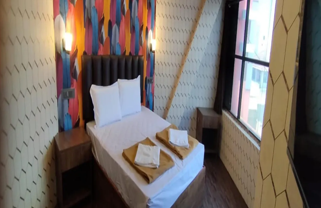 Apex Victor Guest House-1