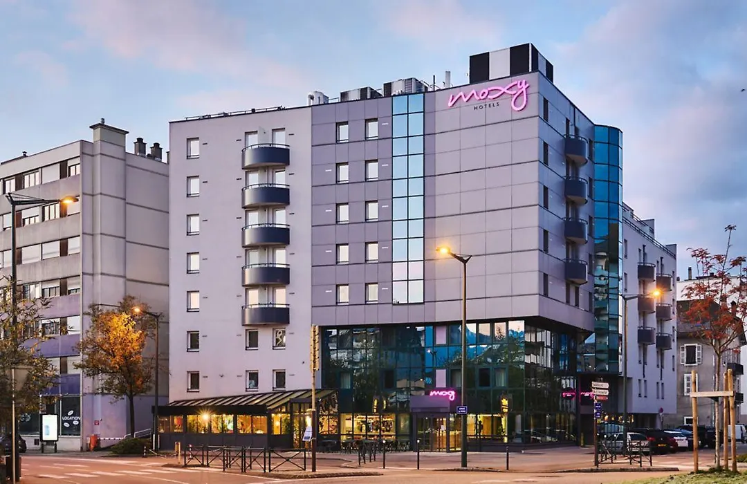 Moxy Annecy-1