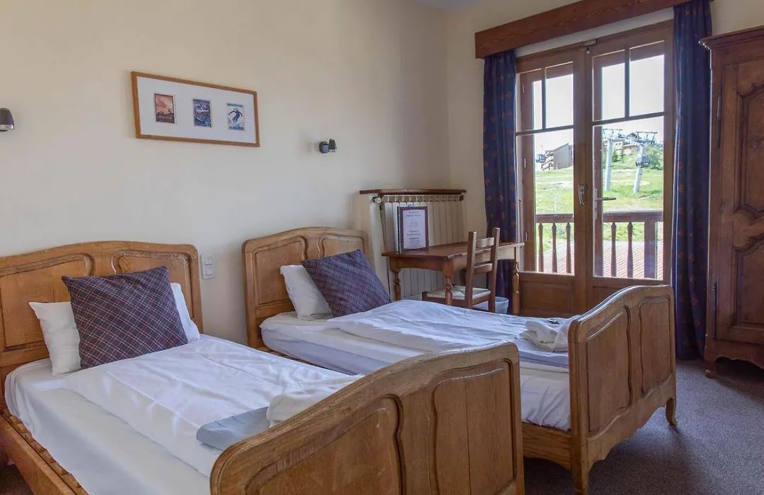 Hotel Le Chamois-1