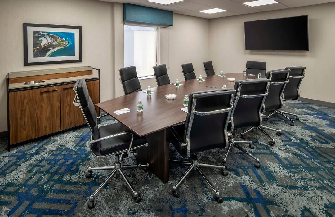 Hampton Inn Long Island/Commack-1