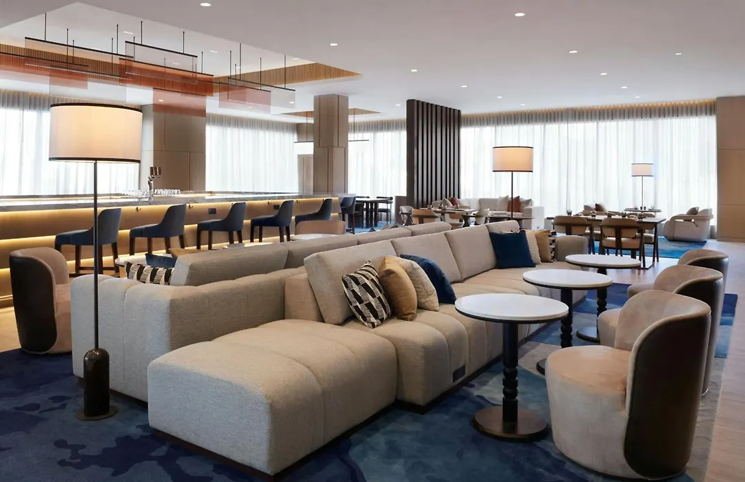Kingston Marriott Hotel-1