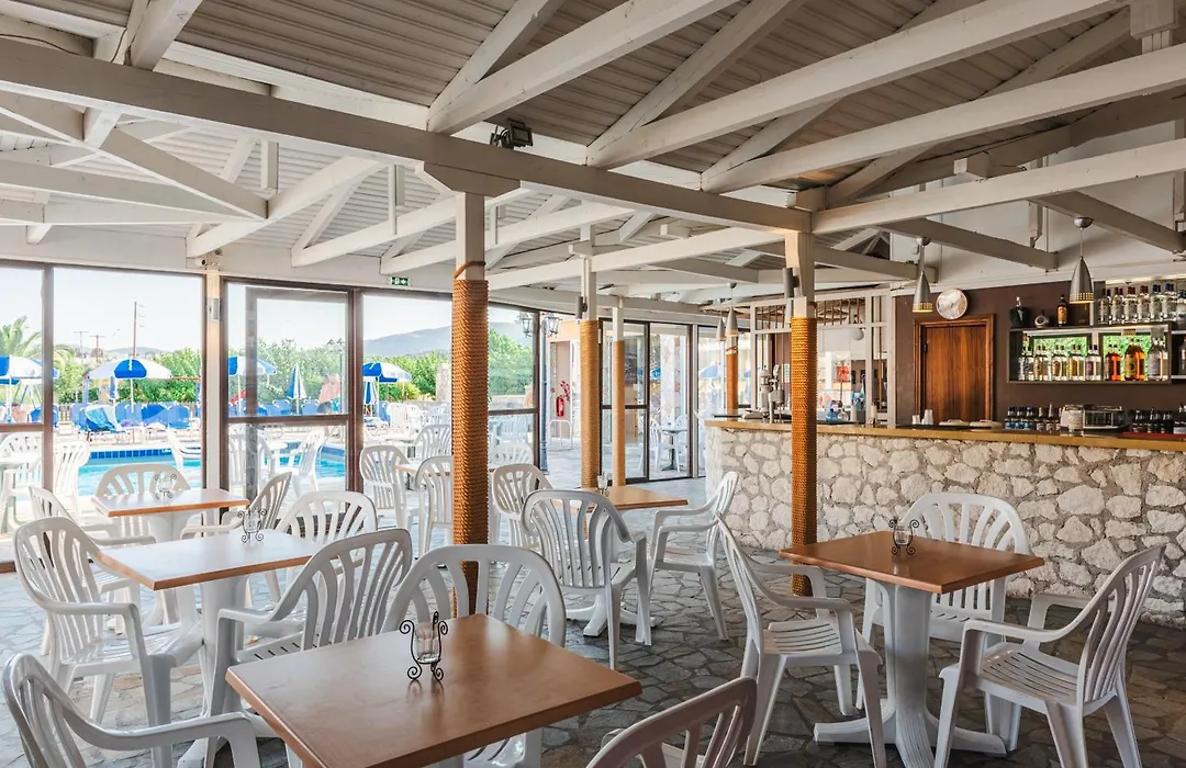 Village Inn Studios & Family Apartments-1