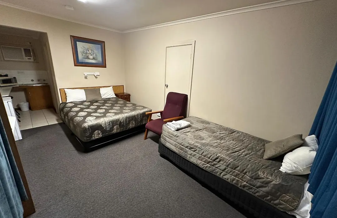 Tower Motor Inn-1