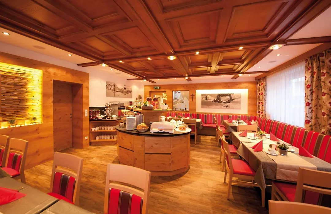 Hotel Garni Binta-1